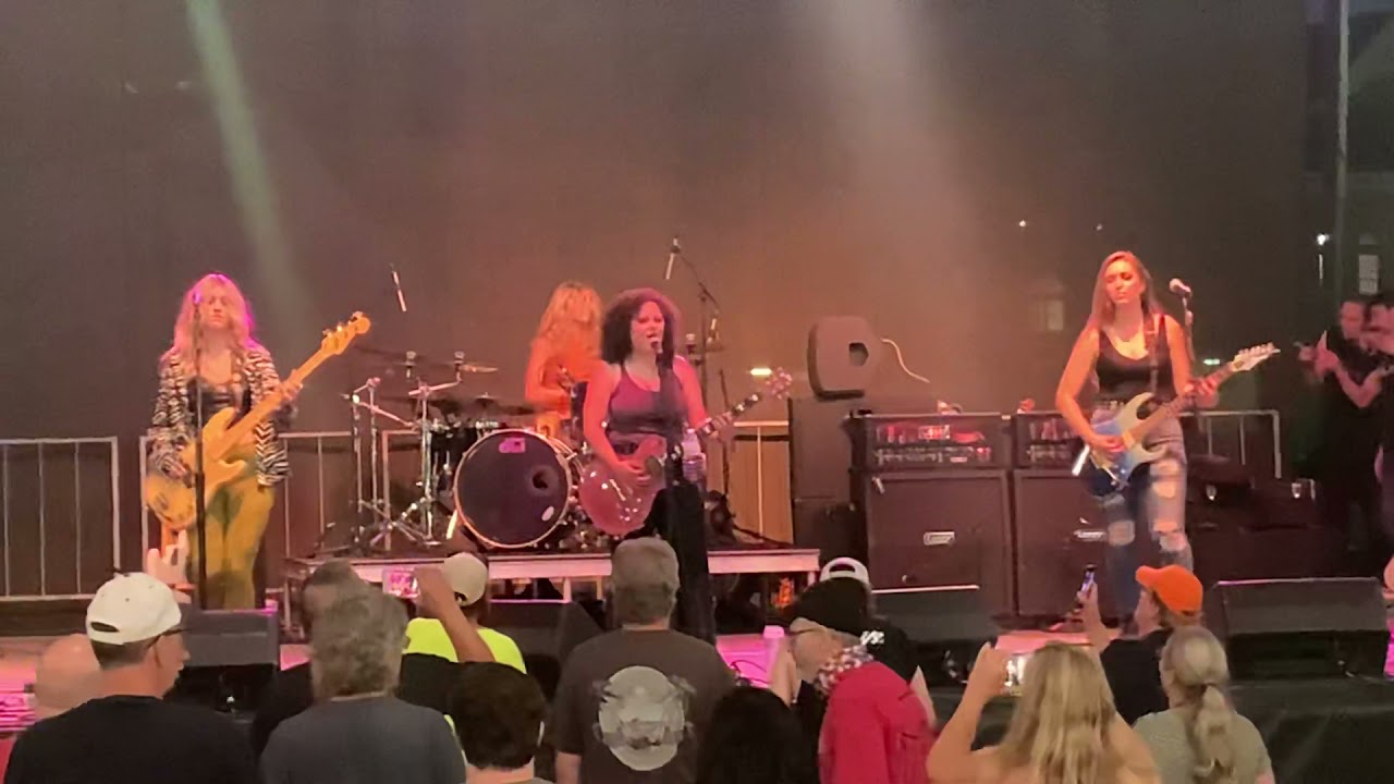Plush - Hate (Debut Hit) 8-13-21 Illinois State Fair