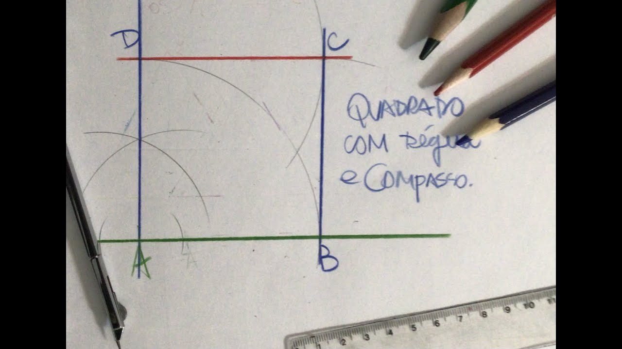 Quadrado com compasso