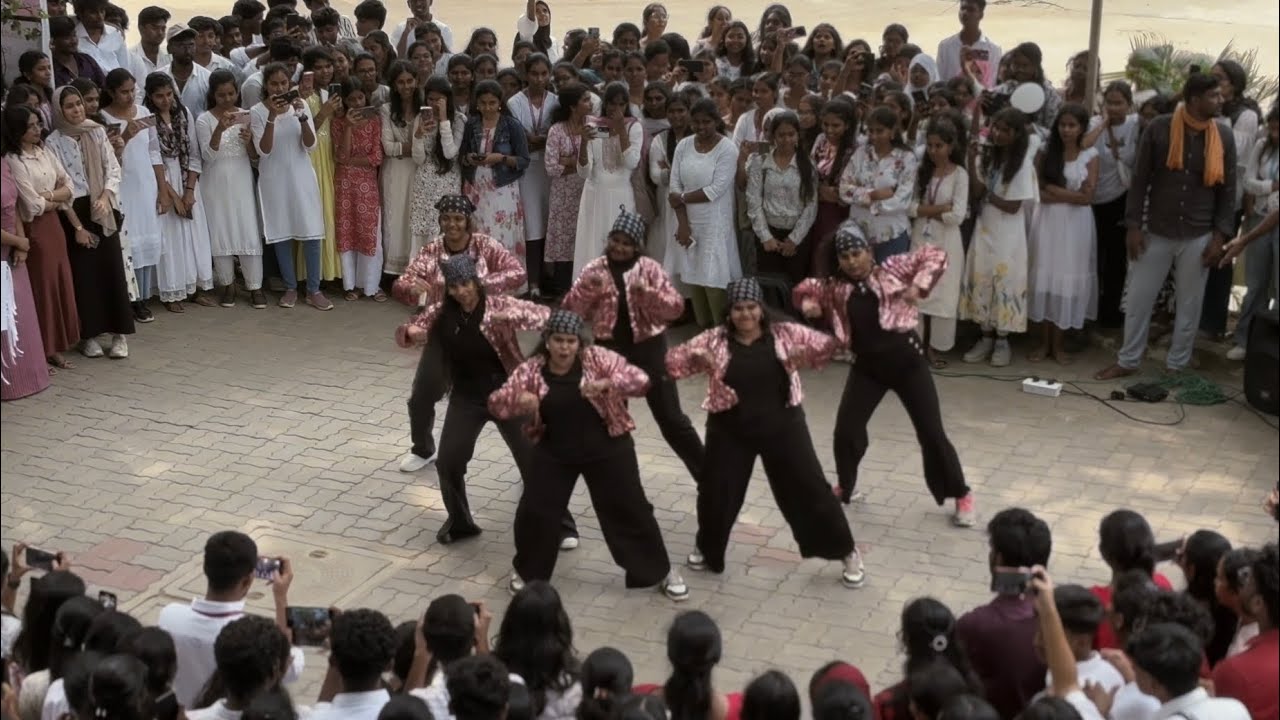 Group Dance Performance🔥❤️‍🔥#trending#viral#viralvideo#shortvideo#short#shortsfeed@nexticans133 