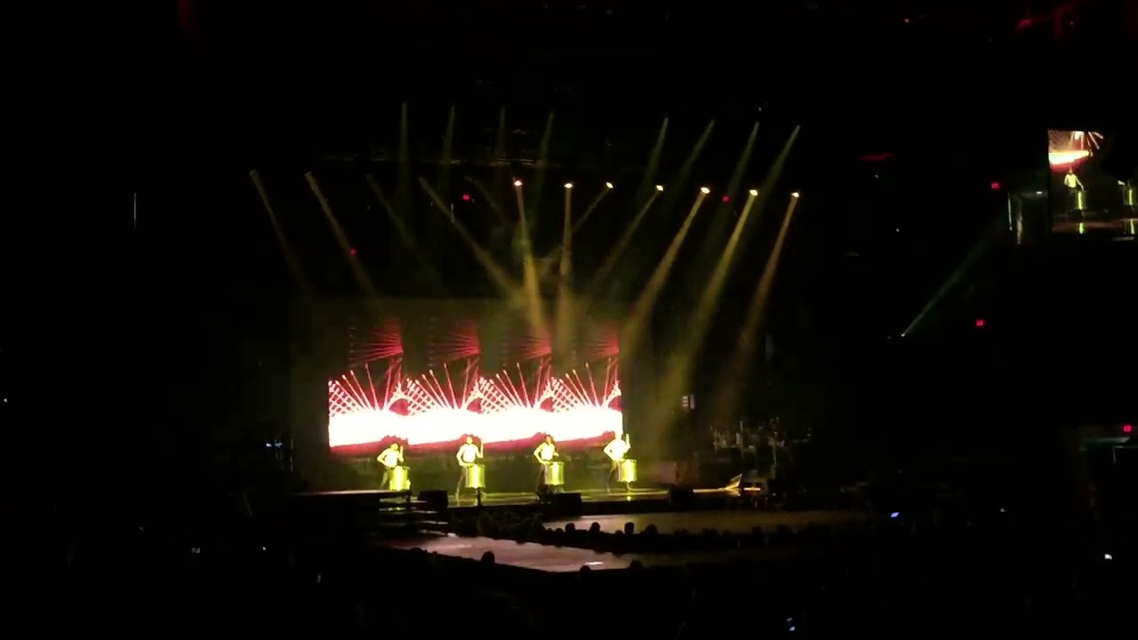 Paula Abdul - Full Set - NKOTB: Total Package Tour - Columbus, OH