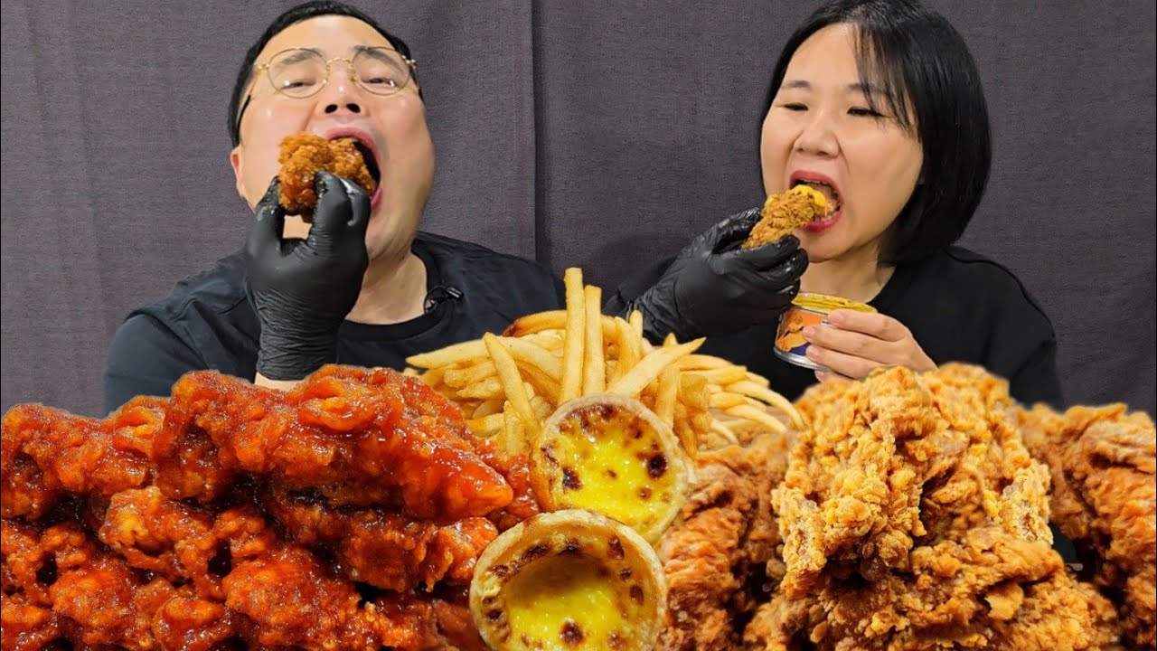 Корейское меню KFC: острый жареный цыпленок и цыпленок, приправленный по-божественному.