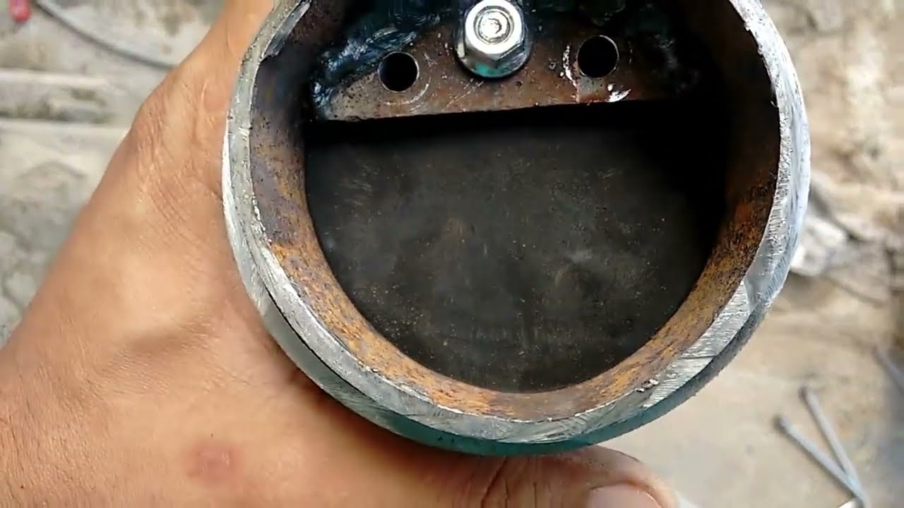 Fazendo broca para escava poço artesiano manual