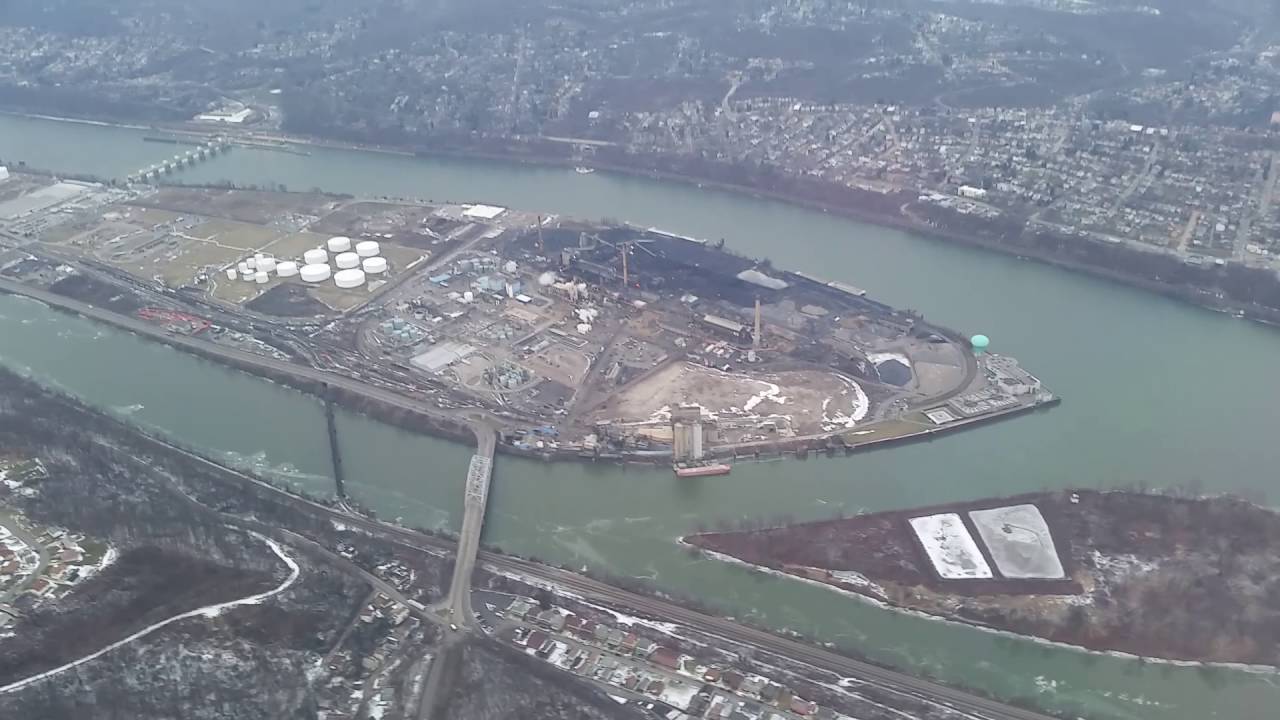 Landing at Pittsburgh International Airport - January 2015