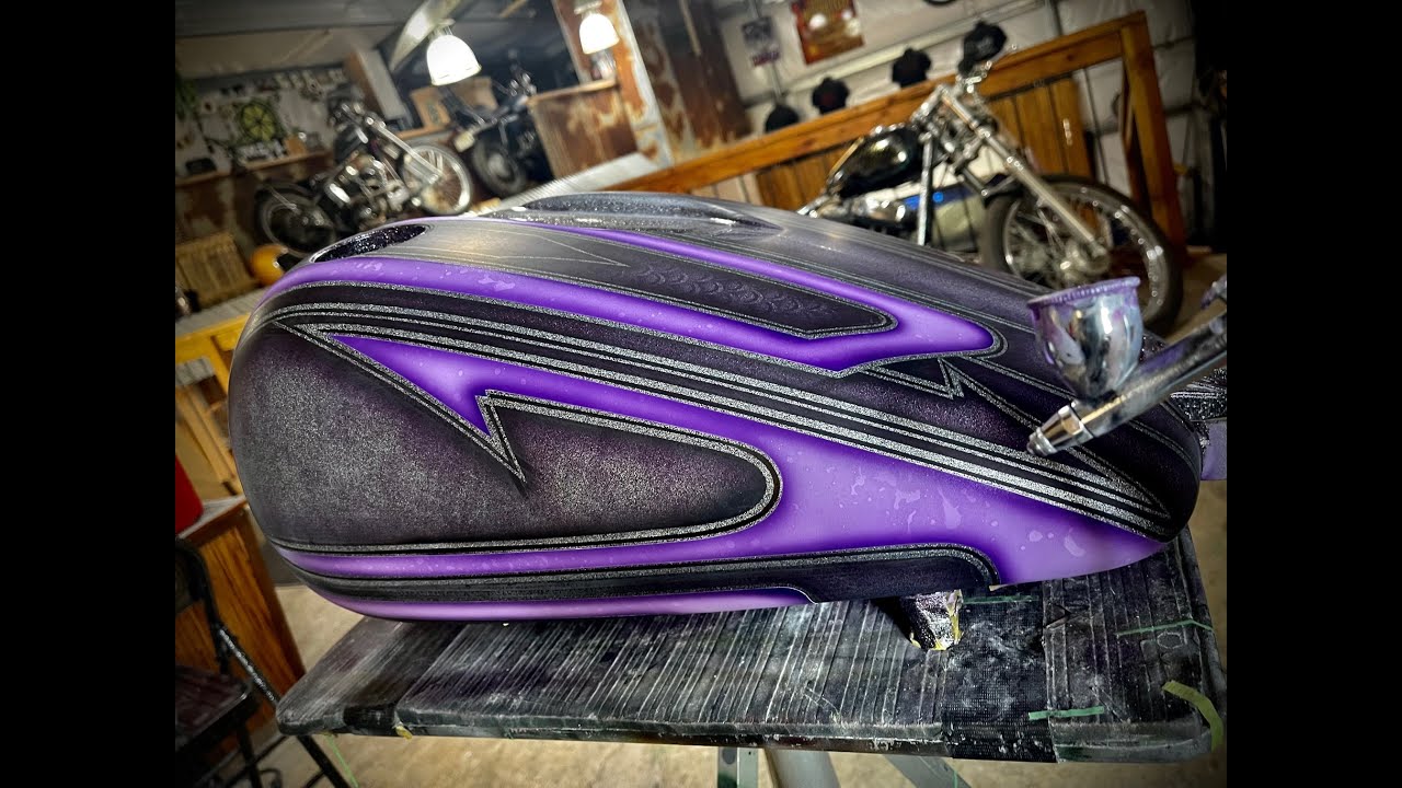 Эффект брызг на мотоцикле Harley Davidson Custom Paint с использованием Candy Paint