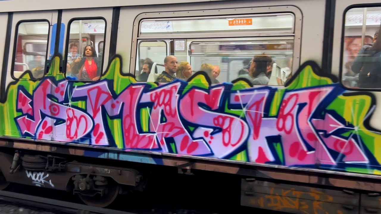 Paris Graffiti 2024 - Streets Trucks Metro