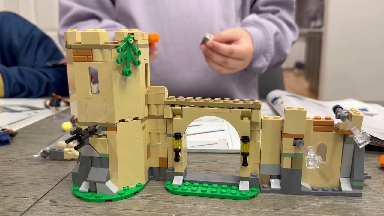 Playing Lego with Joonyoung and Hayoung