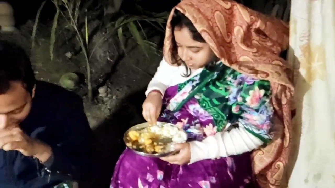 বছর শেষের বনভোজন, জঙ্গলে বসেই ভোজন।