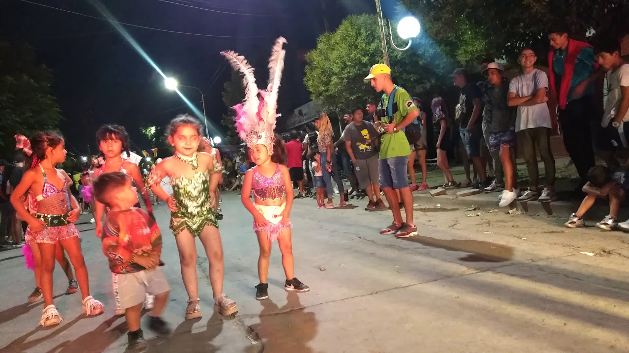 Comparsa Los Galanes/La Makinaria - Carnaval 2020 - 11/01