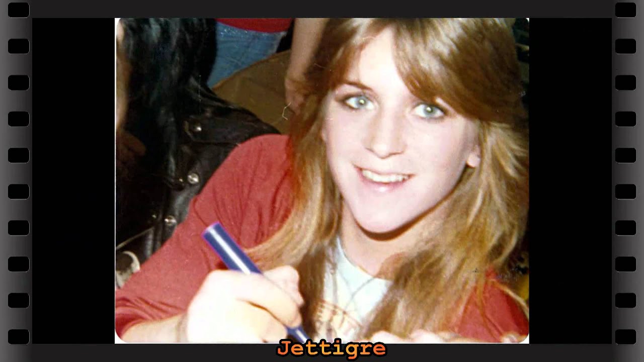 The Runaways - ( VERY RARE ) Secrets