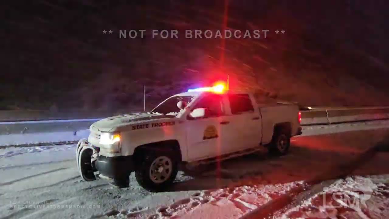 11-28-2022 Salt Lake City, Utah  - Snowstorm Slams Northern Utah