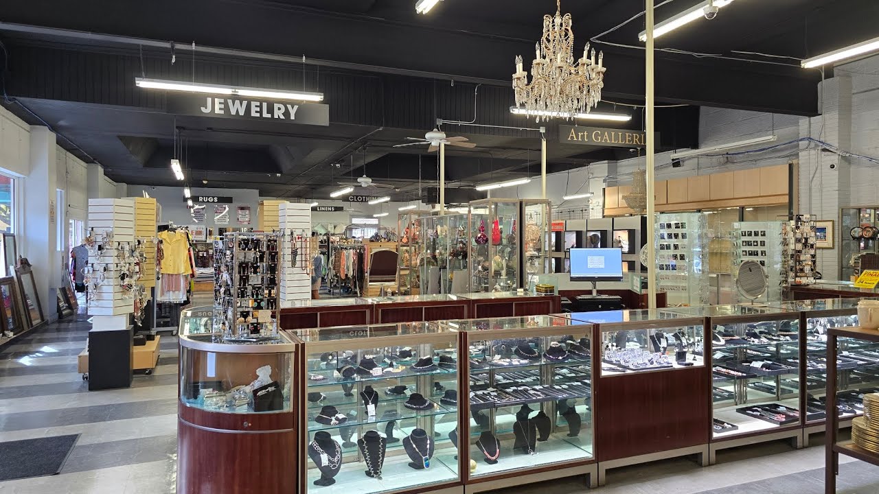 MIND BLOWING! MOST DANGEROUS THRIFT! JEWELRY TAJ-MAHAL! THE EXCHANGE! THRIFT WITH ME!