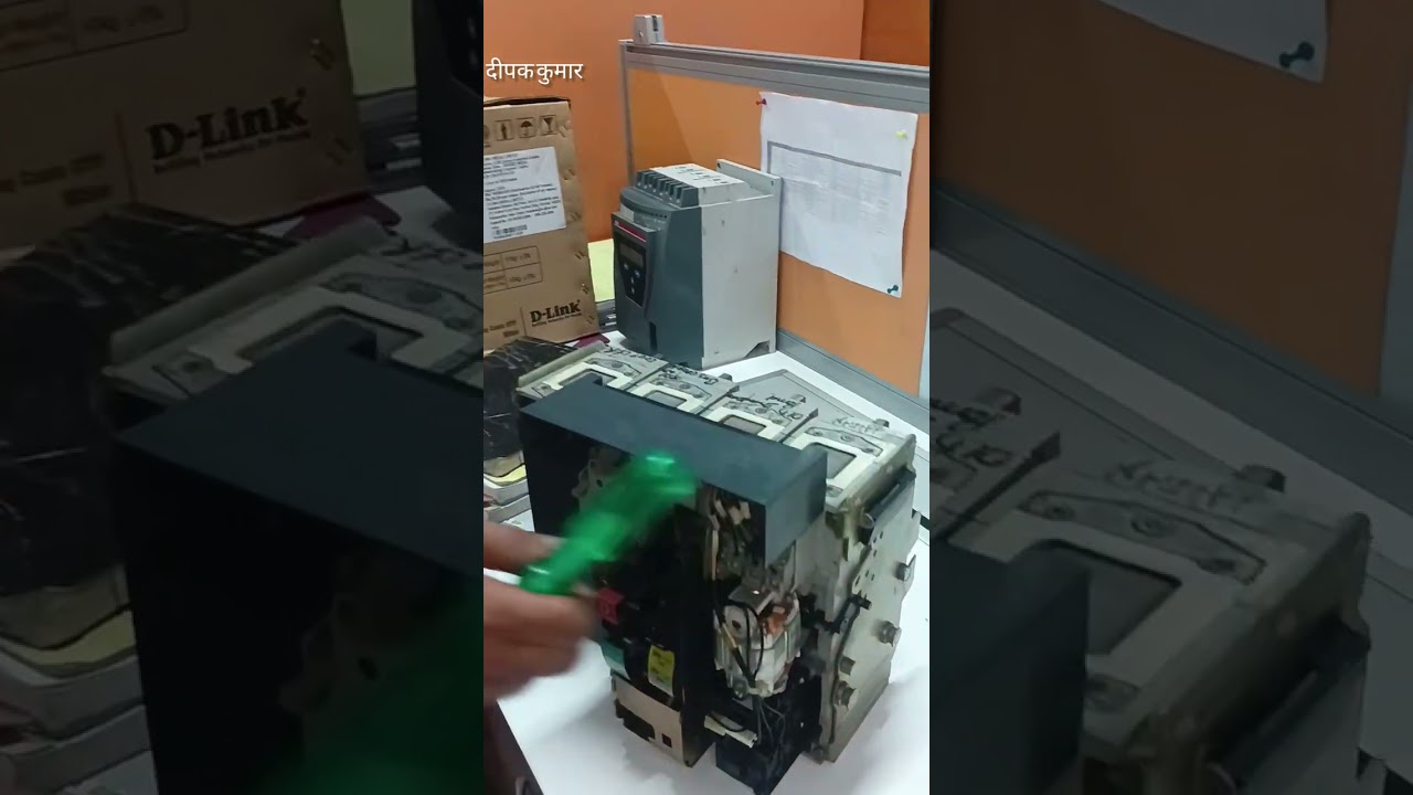 Schneider nt acb mechanical closing problem