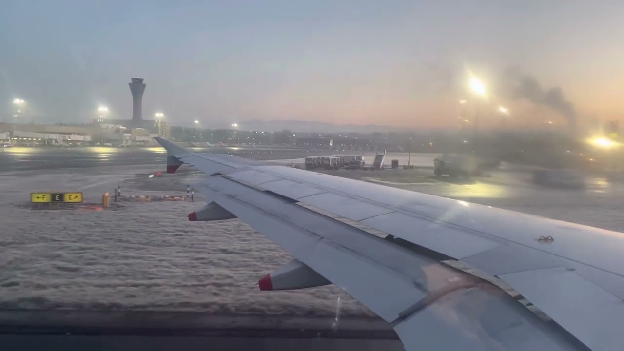 British airways airbus a320-232 pushback taxi and take off from EDI