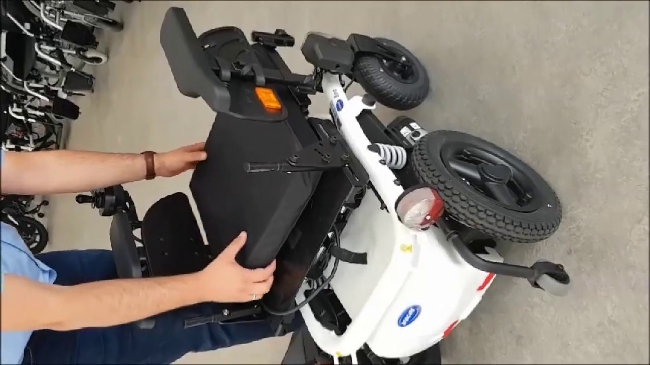 Invacare Bora Sitz vom Fahrwerk trennen, Rollstuhl in Einzelteile f&uuml;r Transport  (#33)