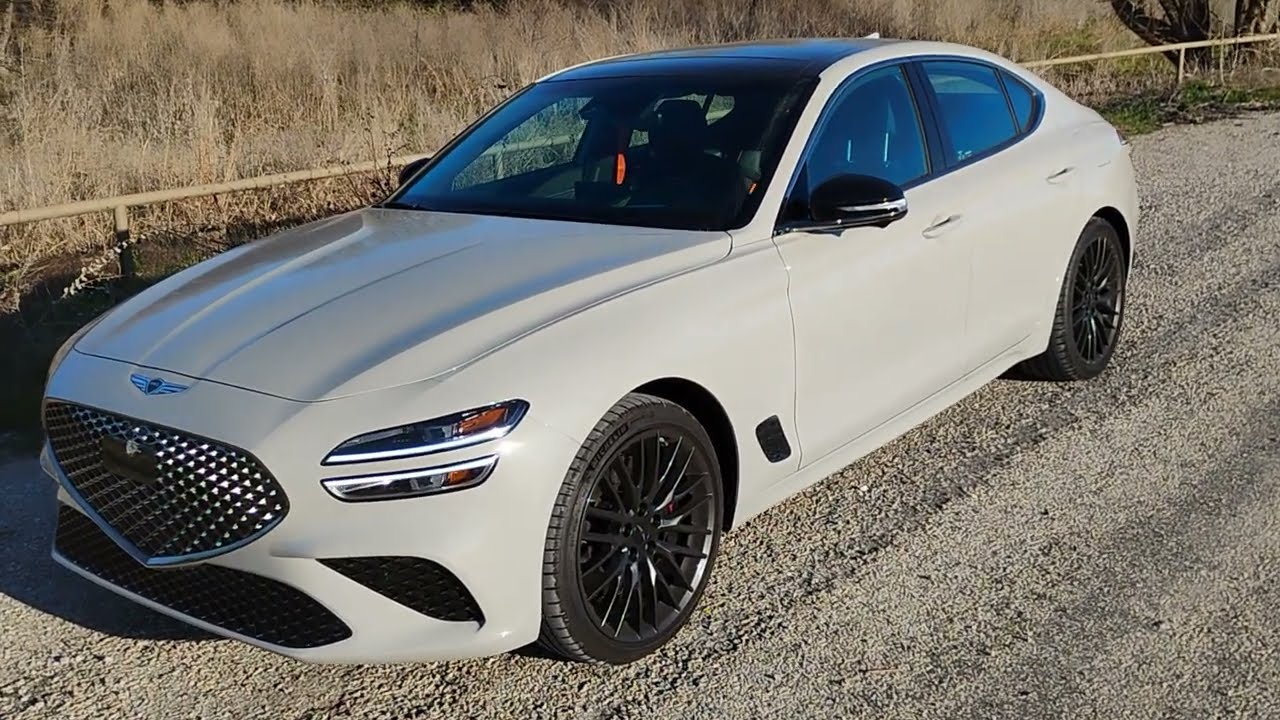 Genesis G70 3.3T AWD - 4 Door Supra
