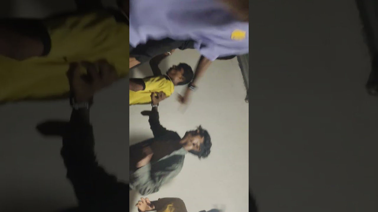 Friend cill up friends room 😁😁@dxrider07 @vk_yadav_gaming