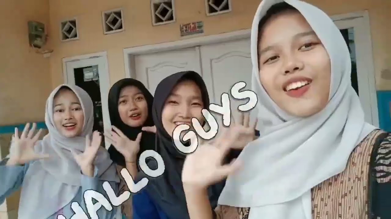 Tugas Vlog Bahasa Indonesia || Membuat Mie Nyemek Viral 