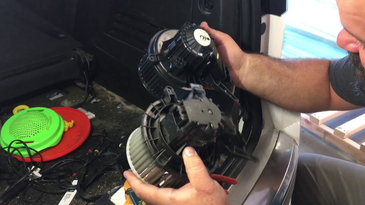 2013 GMC Acadia Rear A/C Blower Motor
