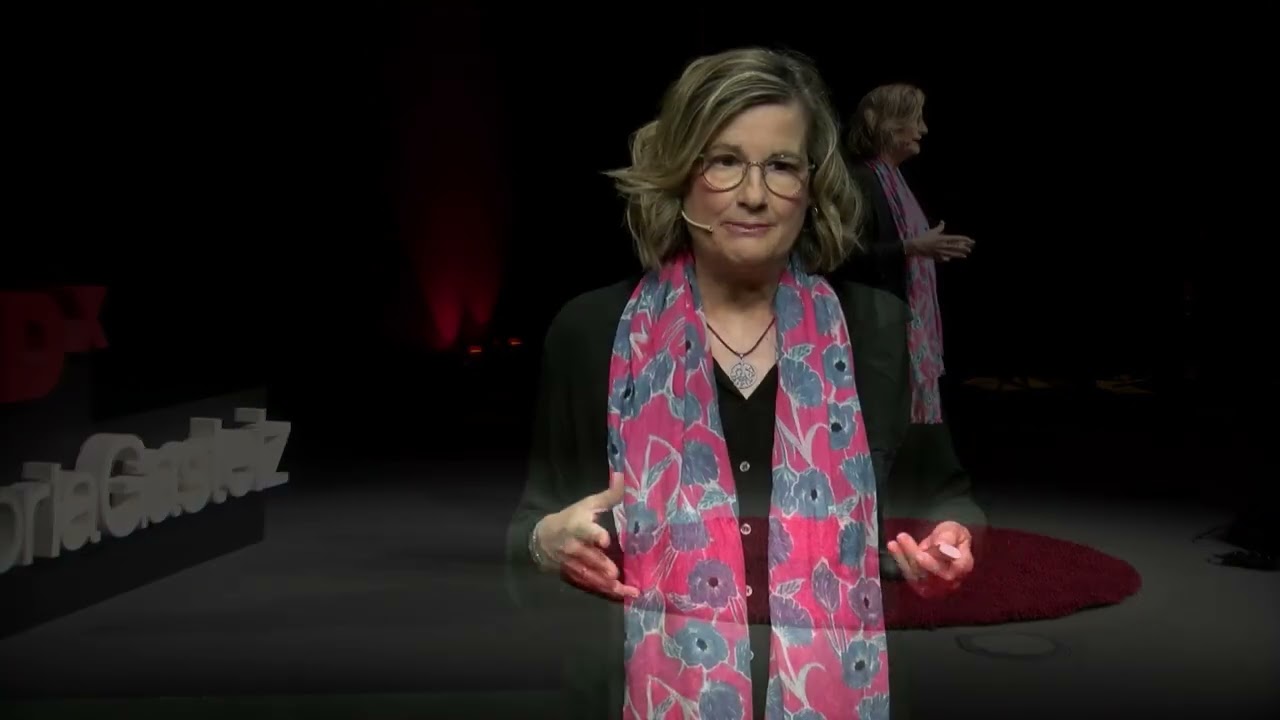 Cómo usar las redes sociales sin que te usen a ti | Carmela Ríos | TEDxVitoriaGasteiz