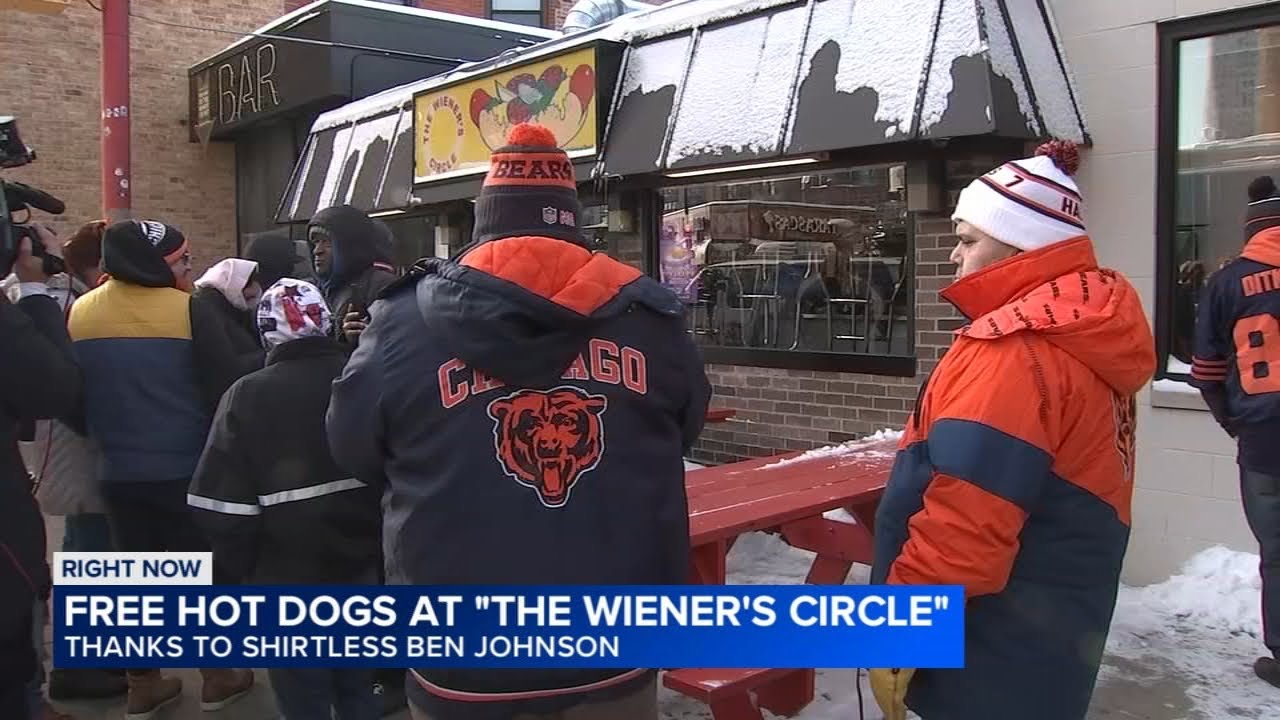 The Wiener's Circle giving away free hot dogs Tuesday
