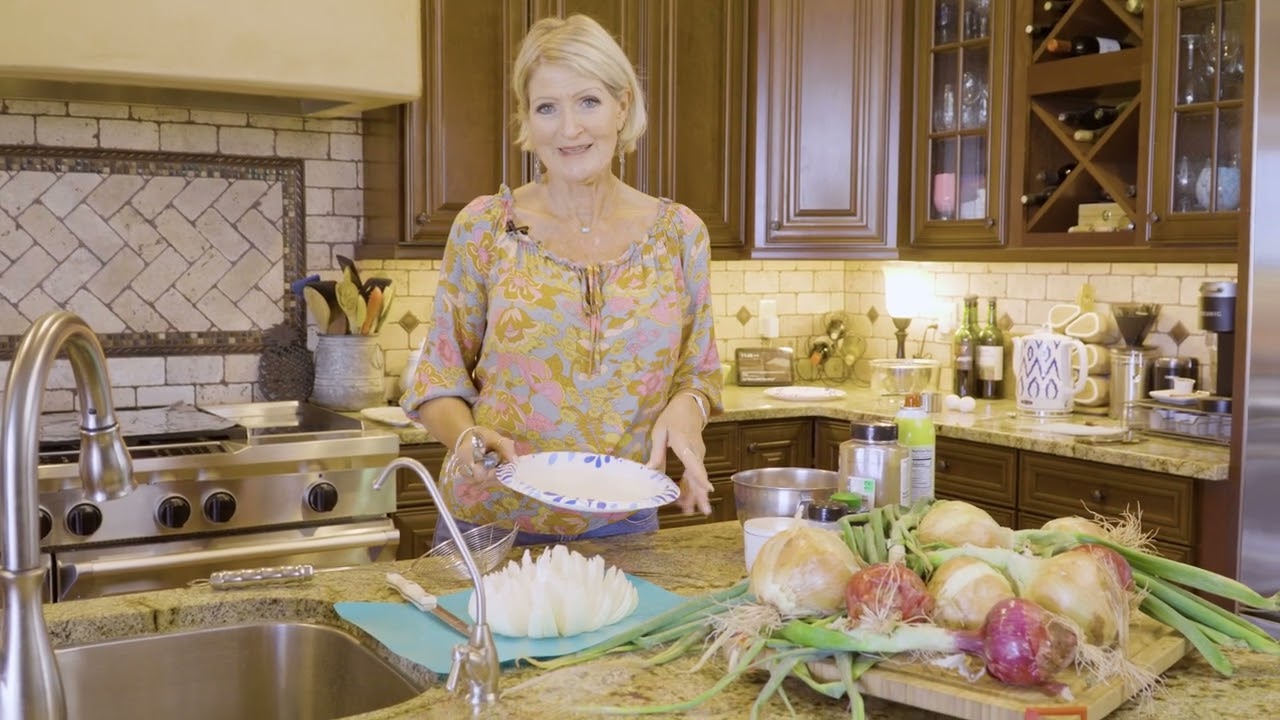 Blooming Onion | Carol's Kitchen | Fresh Chile Cookin'