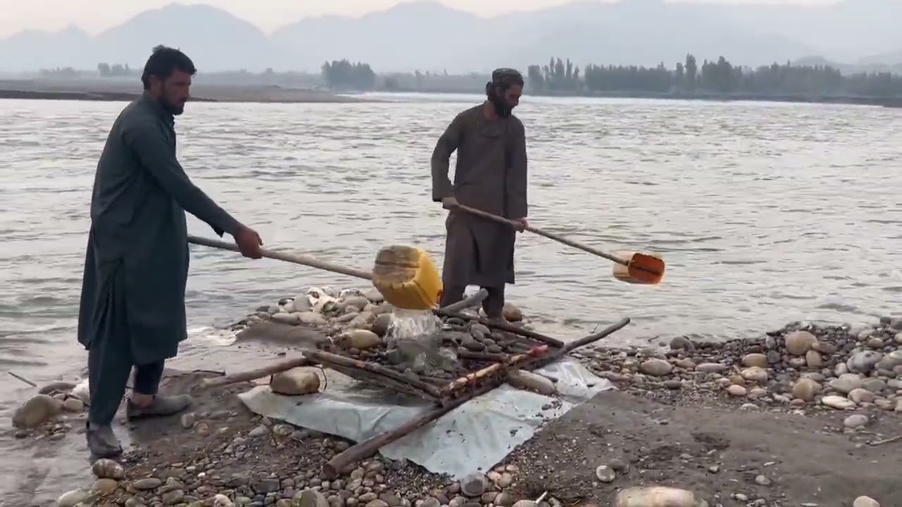 Life by the Kunar River | Gold Panners at Work in Stunning Nature