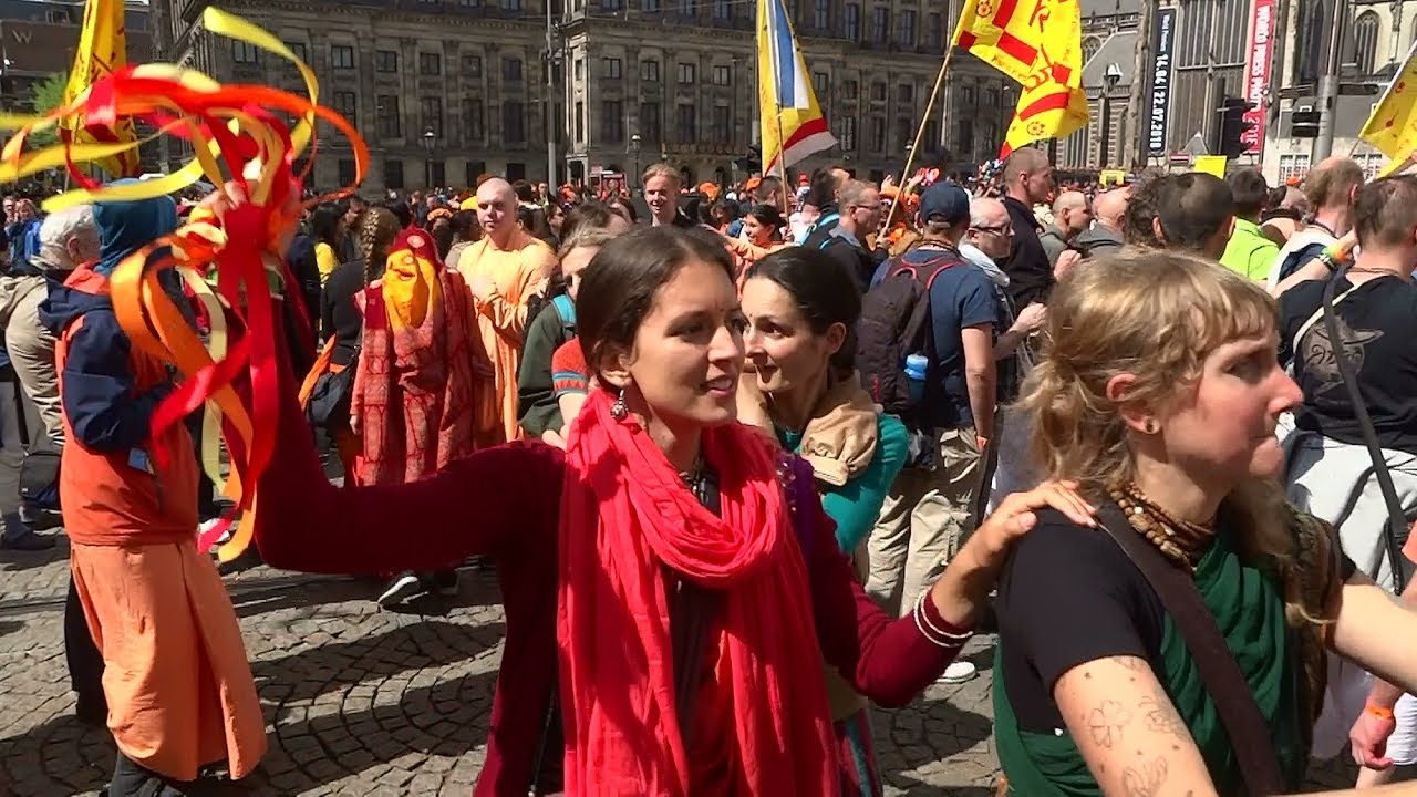 Koningsdag Amsterdam 2018: Hare Krishna viert feest op de Dam