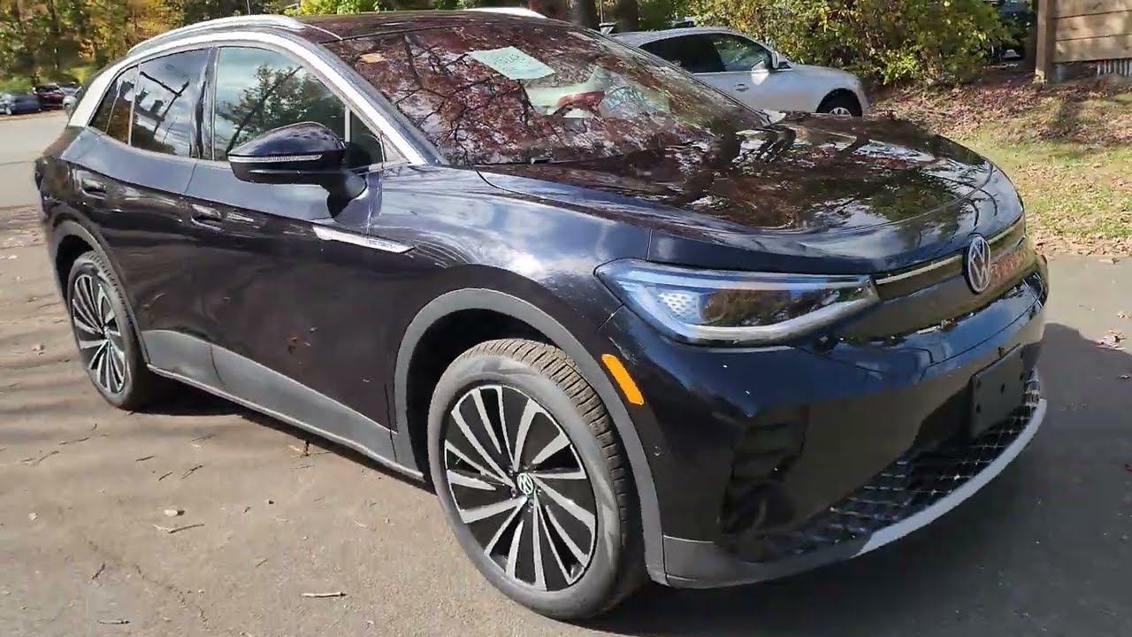 2023 Volkswagen ID-4 Pro S Plus | ST#P24425