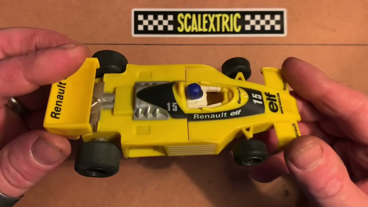 Scalextric Renault RS-03 C134