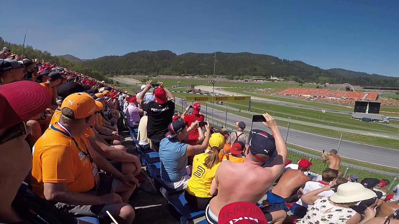 Grosse Preis von Osterreich 2019, Race Start, Red Bull Tribune.