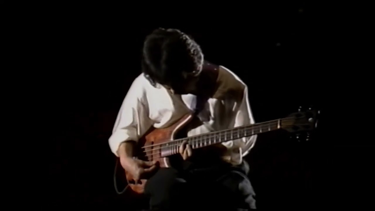 The Entertainer - Yoshihiro Naruse