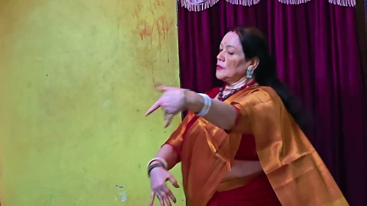 Tapatini গান এ 60+ বছর বয়সে মা এর সুন্দর নাচ #short #danace #tapatini #subscribe #dance #viral 