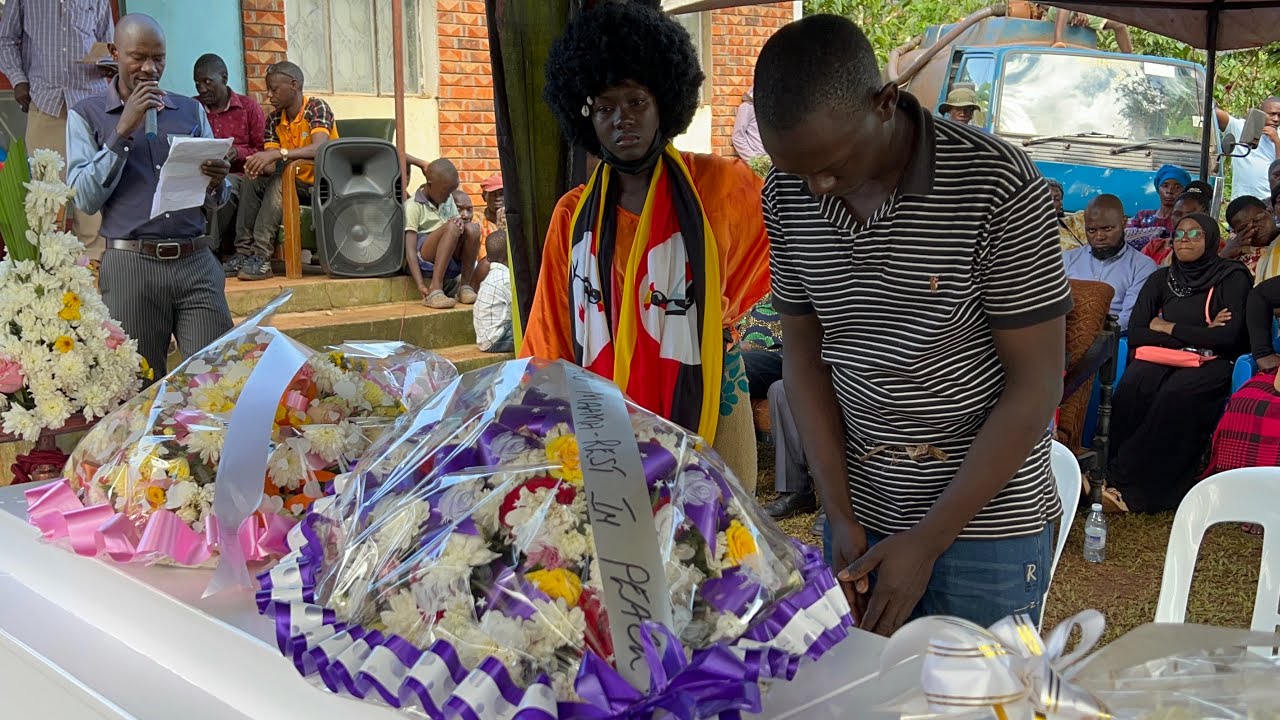 Angella Summer ne Muganda we Bataddeko Ekimuli ku Maama wabwe mu maziga Amanji