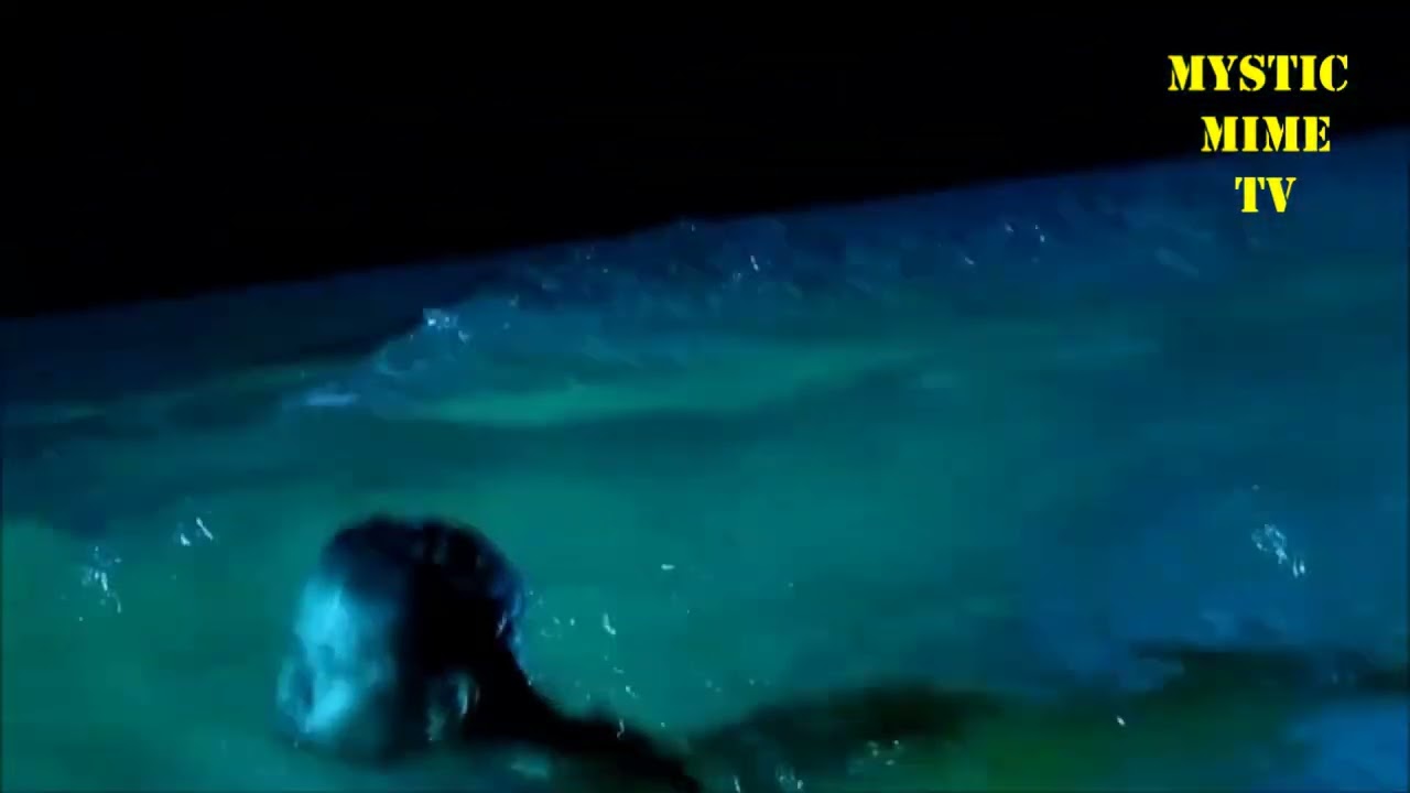 Mystic Mime  Mermaid Artist Performs in Boracay in Philippines