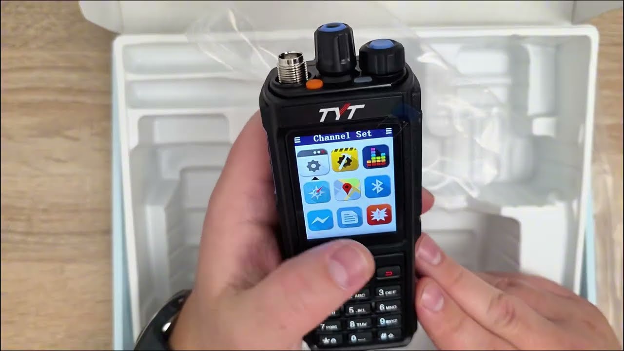 RADIOTELEFON TYT UVL-15W Prezentacja urządzenia