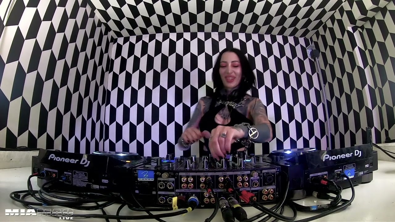 Vinka Wydro  [MIA MAO live] DJ set | Hard Techno