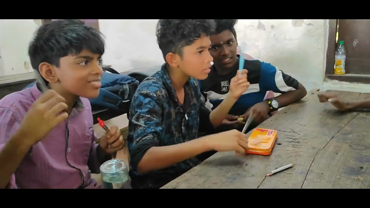 വിദ്യാലയത്തിലെ ചില നിമിഷങ്ങൾ