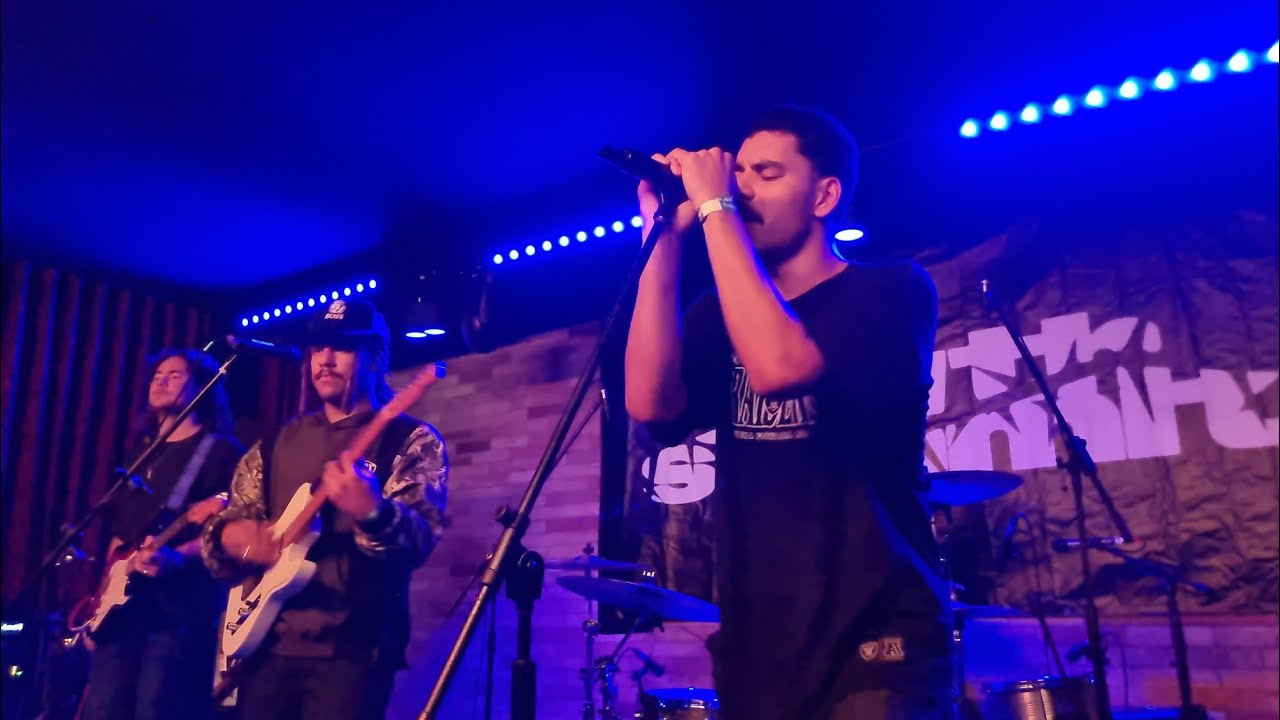 South Summit - We Are The Lions