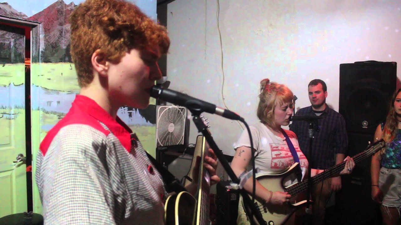 Girlpool - Cherry Picking (Live at DBTS)