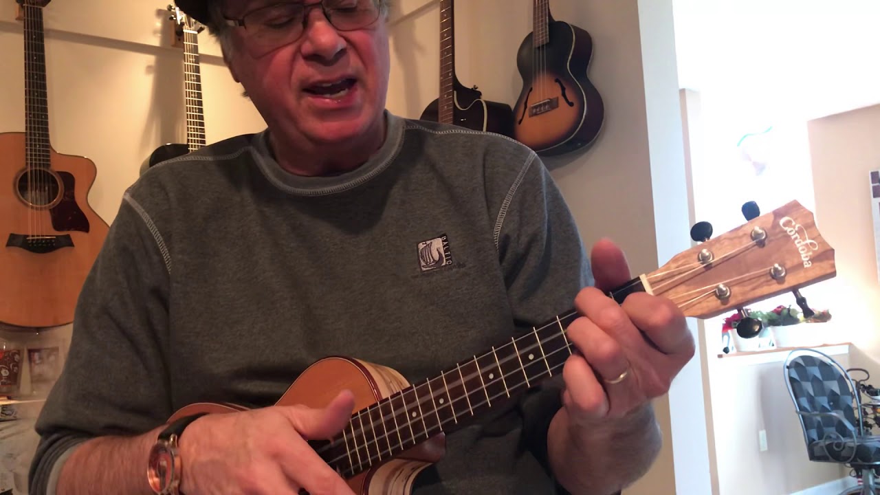 Heat Of The Moment - Asia (ukulele tutorial by MUJ)