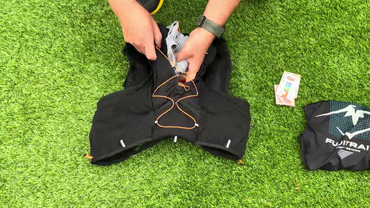 Testbericht Laufweste: ASICS Fujitrail Hydration Vest 7L