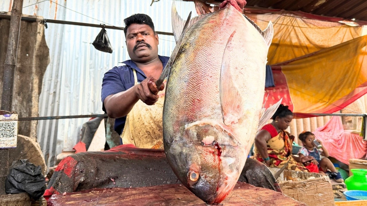 KASIMEDU SELVAM BIG TREVALLY FISH CUTTING | UK SONS MARINE 🇮🇳