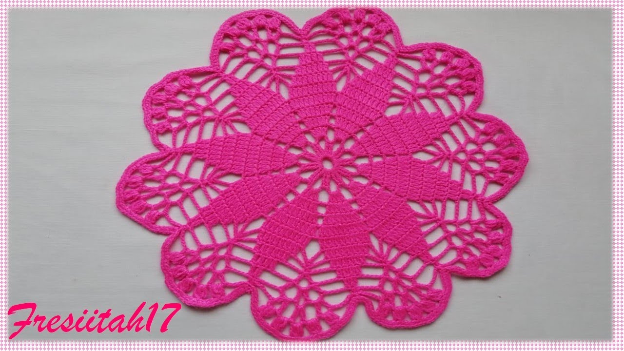 Tapete con diseño de flor tejido a crochet (diámetro aprox. 30 cm - 13 hileras)