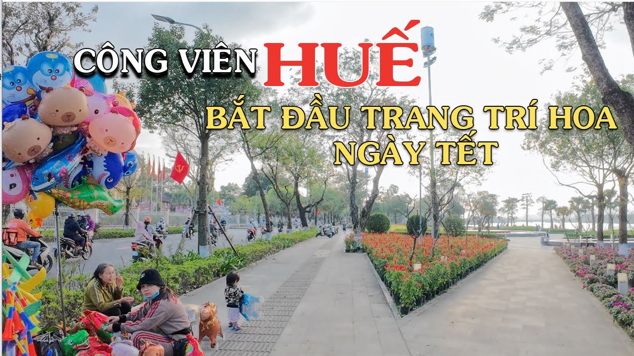 Tết Huế dần lộ diện sau khi ngàn bông hoa được chở đến..