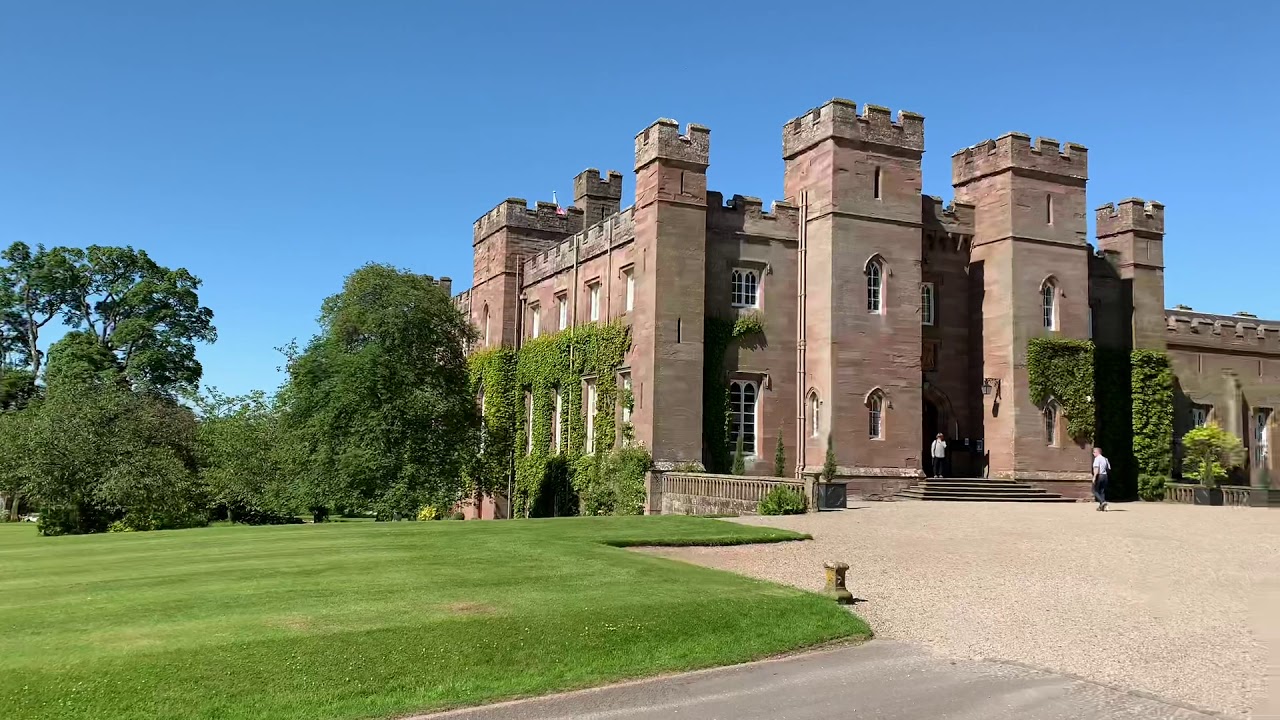 Scone Palace, Scotland. Original home of Stone of Destiny in Scotland 🏴󠁧󠁢󠁳󠁣󠁴󠁿 ❤️🤗