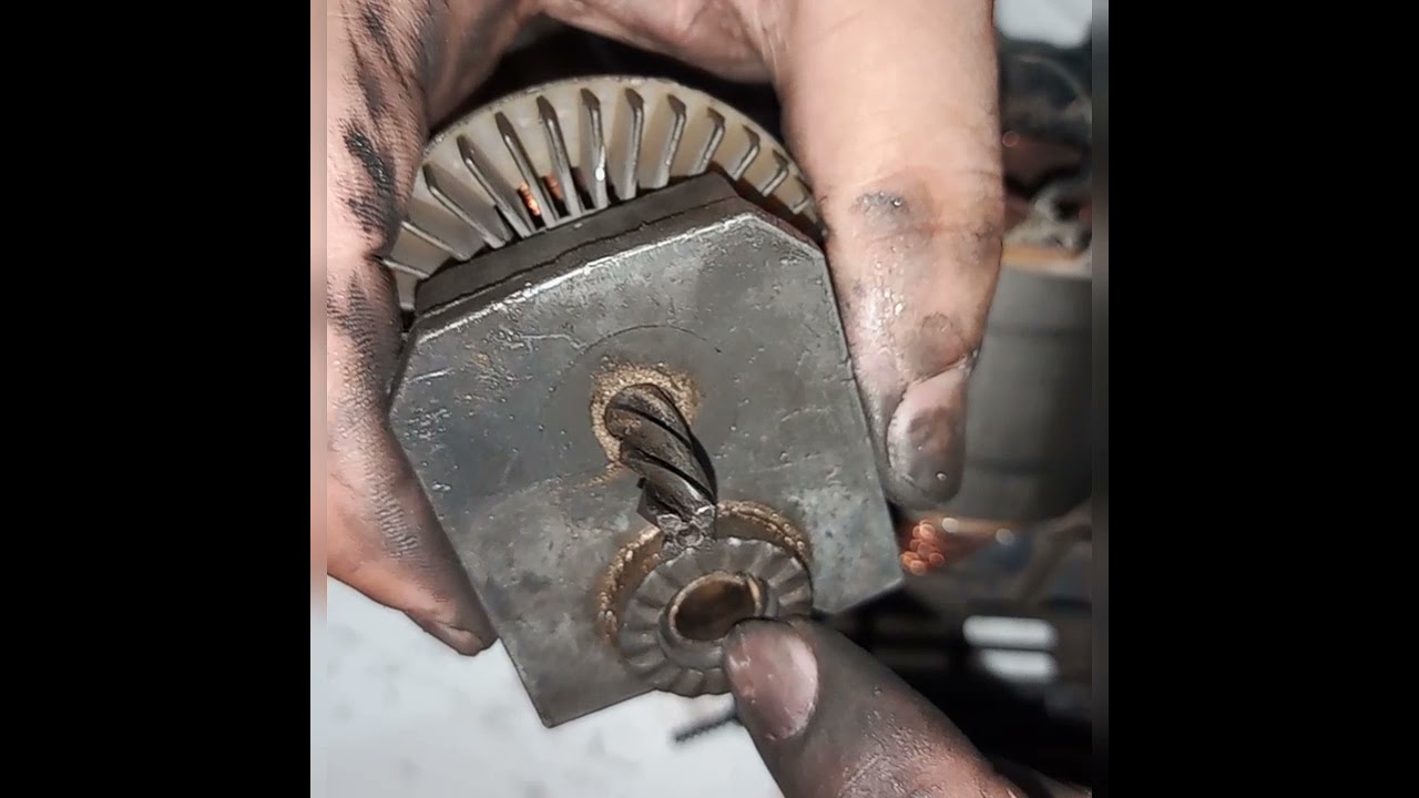 تغيير جلبة الشينيور التالفة