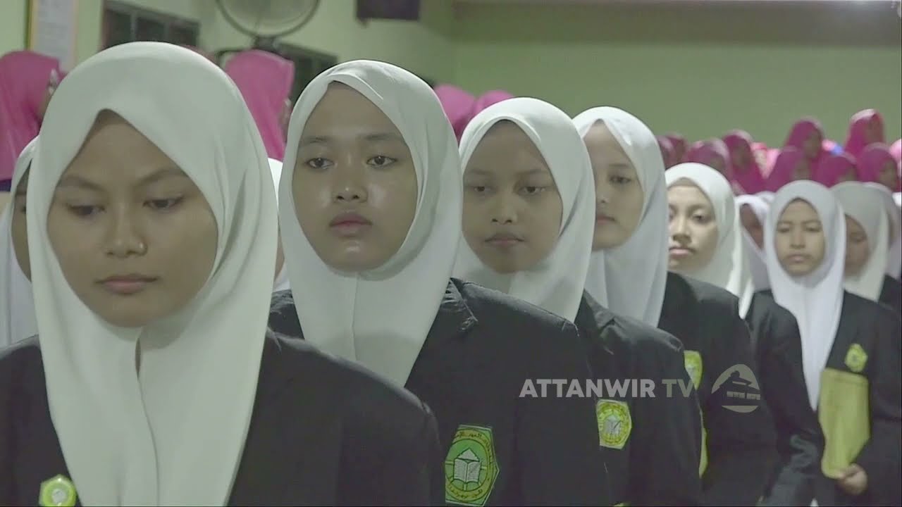 PELANTIKAN DAN SERAH TERIMA AMANAT ORGANISASI SANTRI ATTANWIR PUTRI (CHAPTER 1)