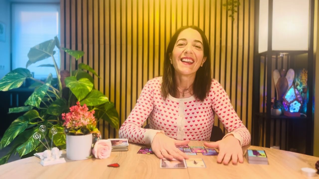 FUTURO INMEDIATO EN EL AMOR 😍 TAROT INTERACTIVO 🩷