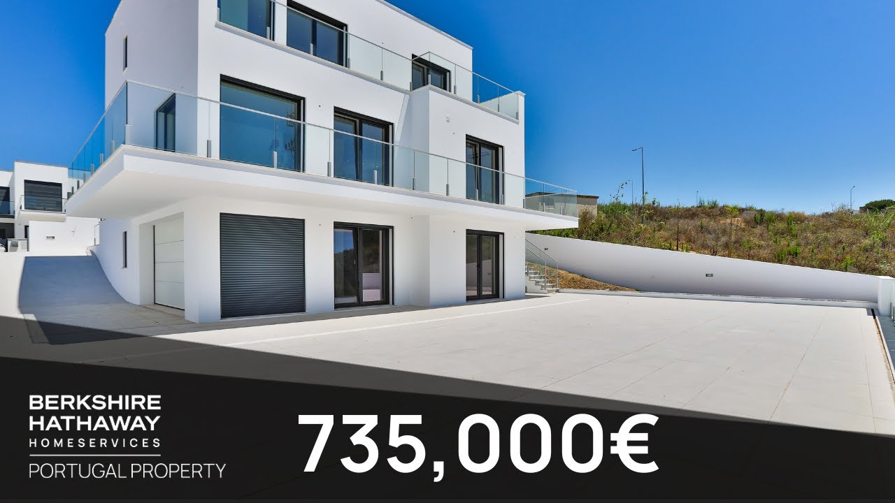 Modern Beachside Villa with Private Pool | Baleal, Portugal