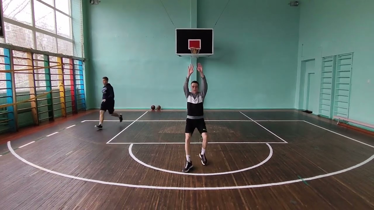 Техніка переміщення в басктболі